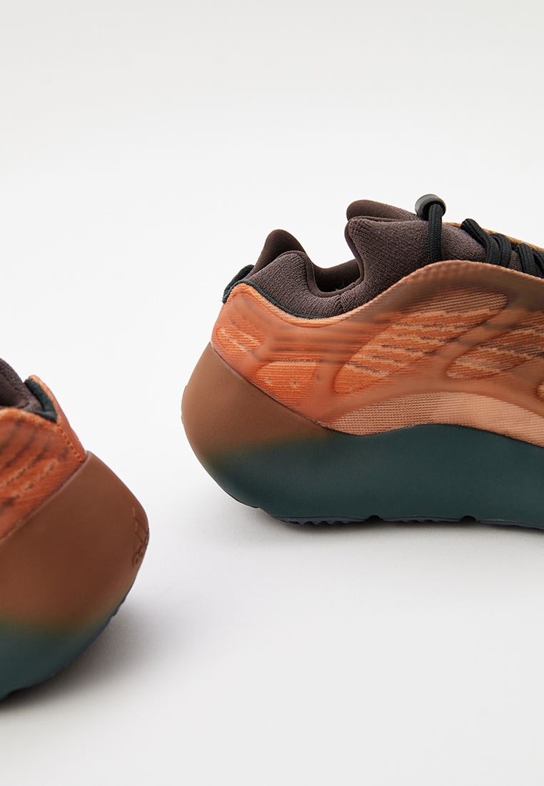 Adidas yeezy cheap 700 righe verdi
