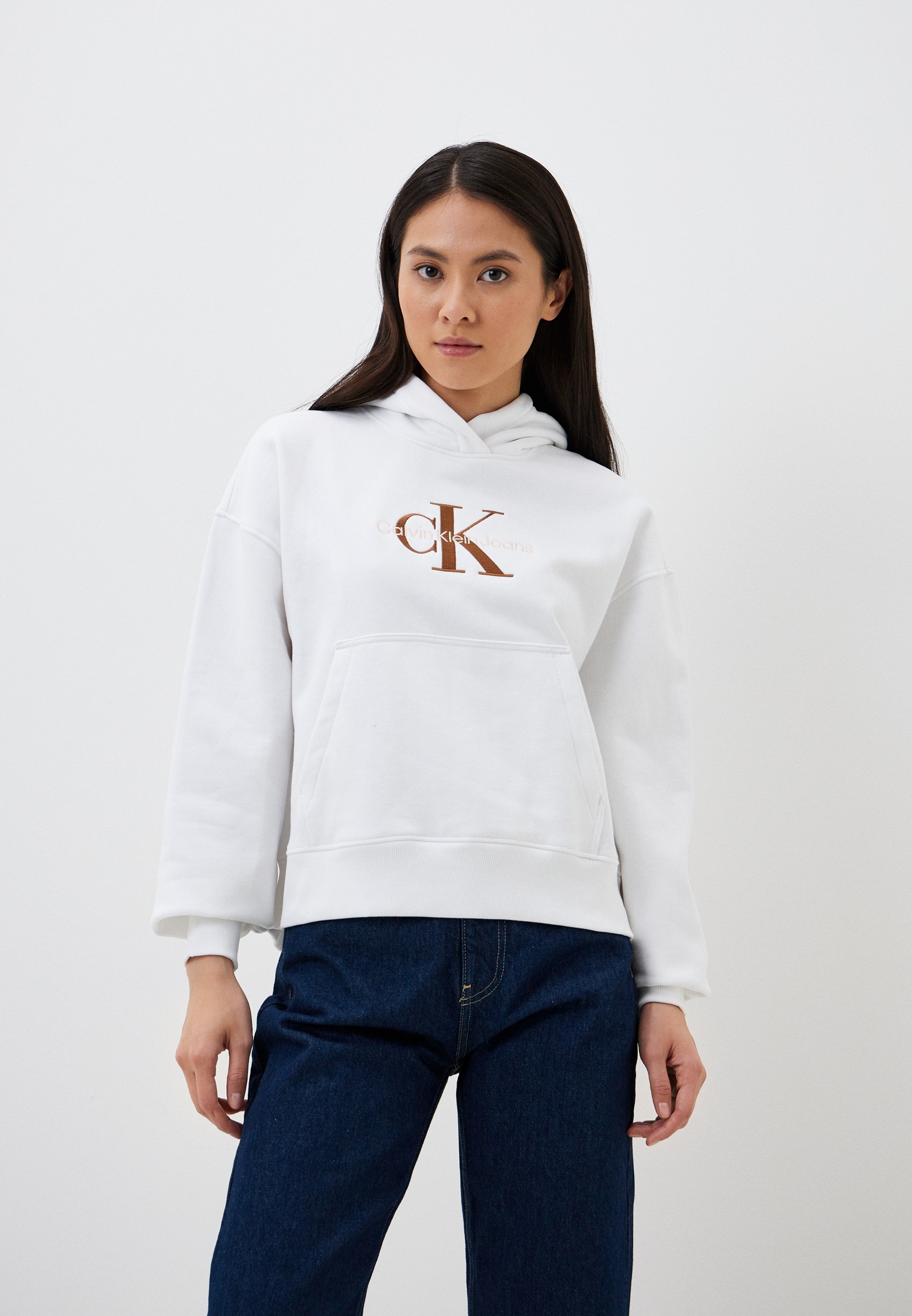Худи Calvin Klein Jeans, цвет: белый, RTLADB461001 — купить в интернет ...