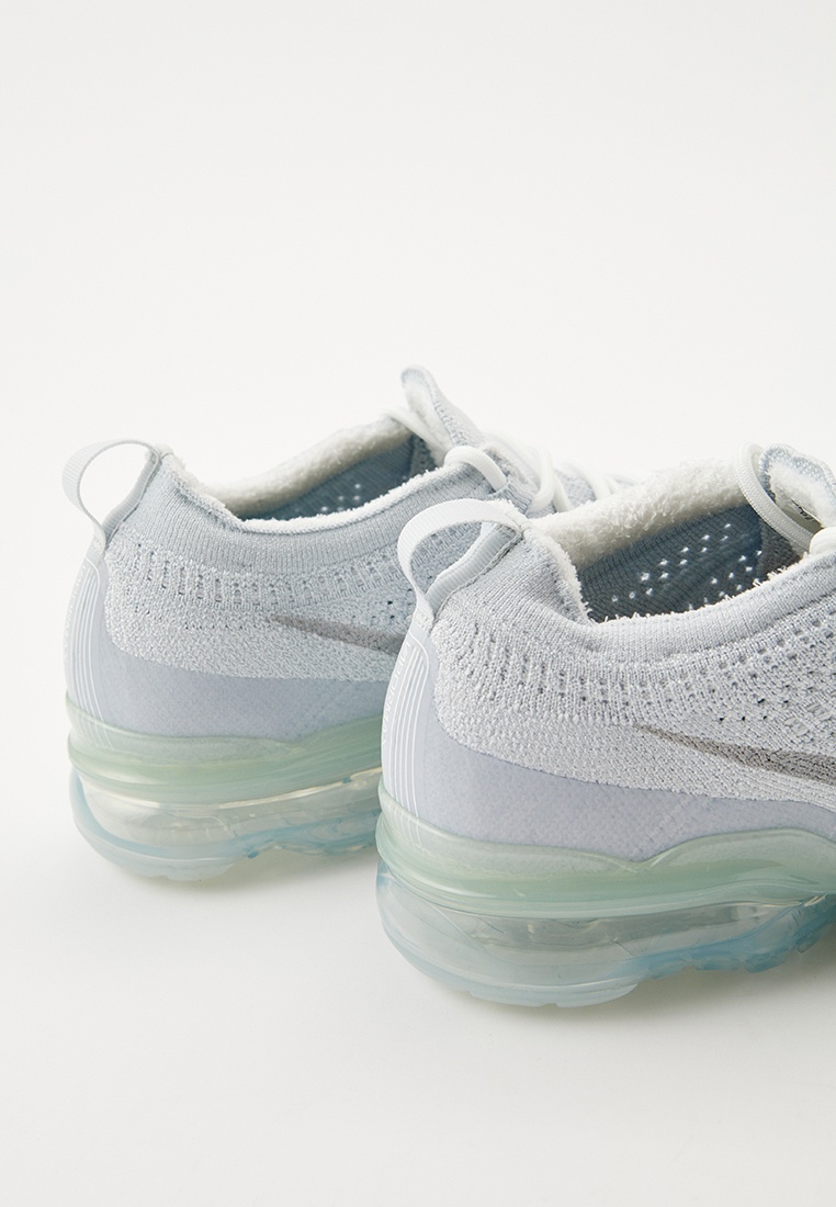 All white vapormax 2.0 best sale