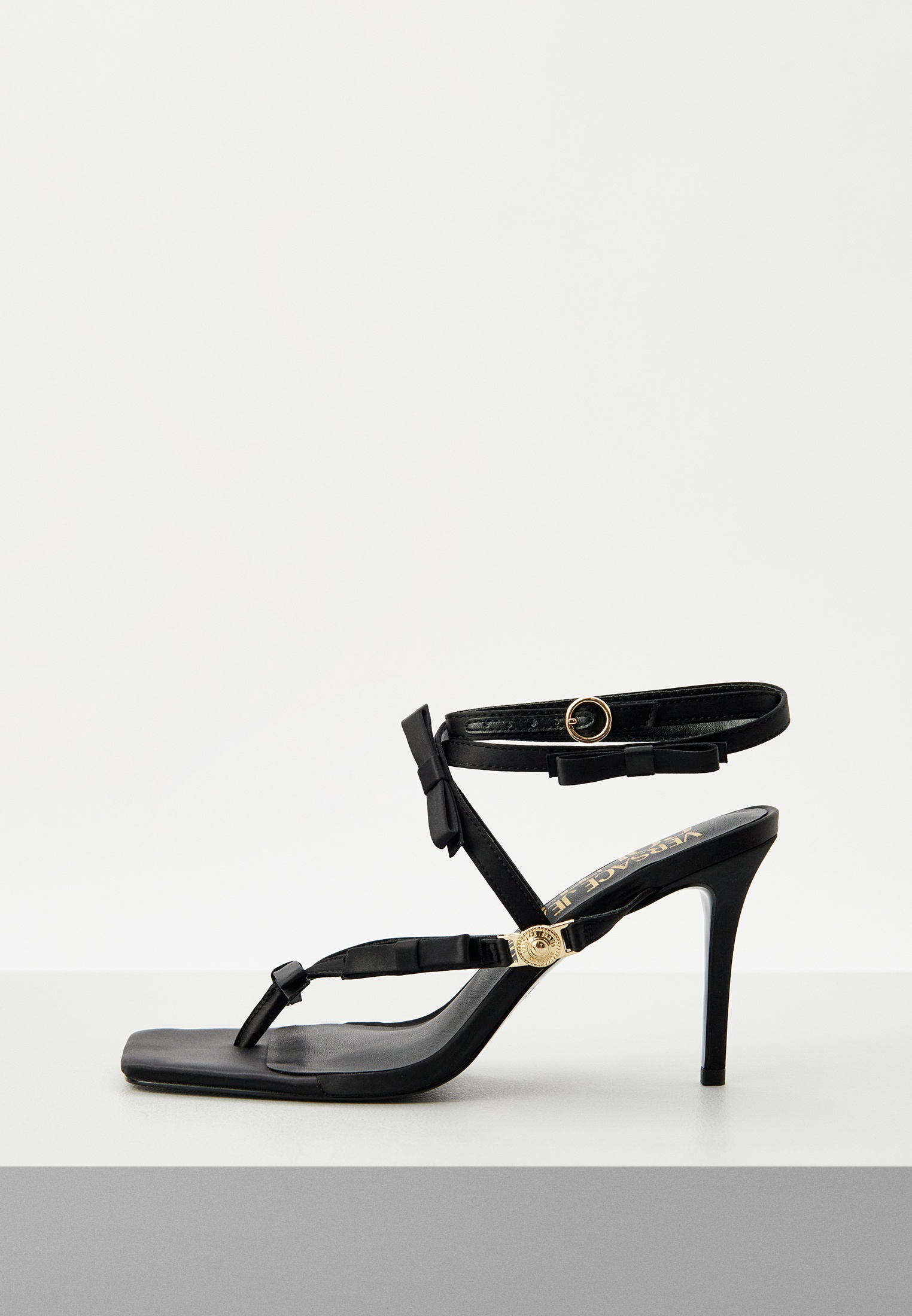 Босоножки Versace Jeans Couture, цвет: черный, RTLADH909901 — купить в ...