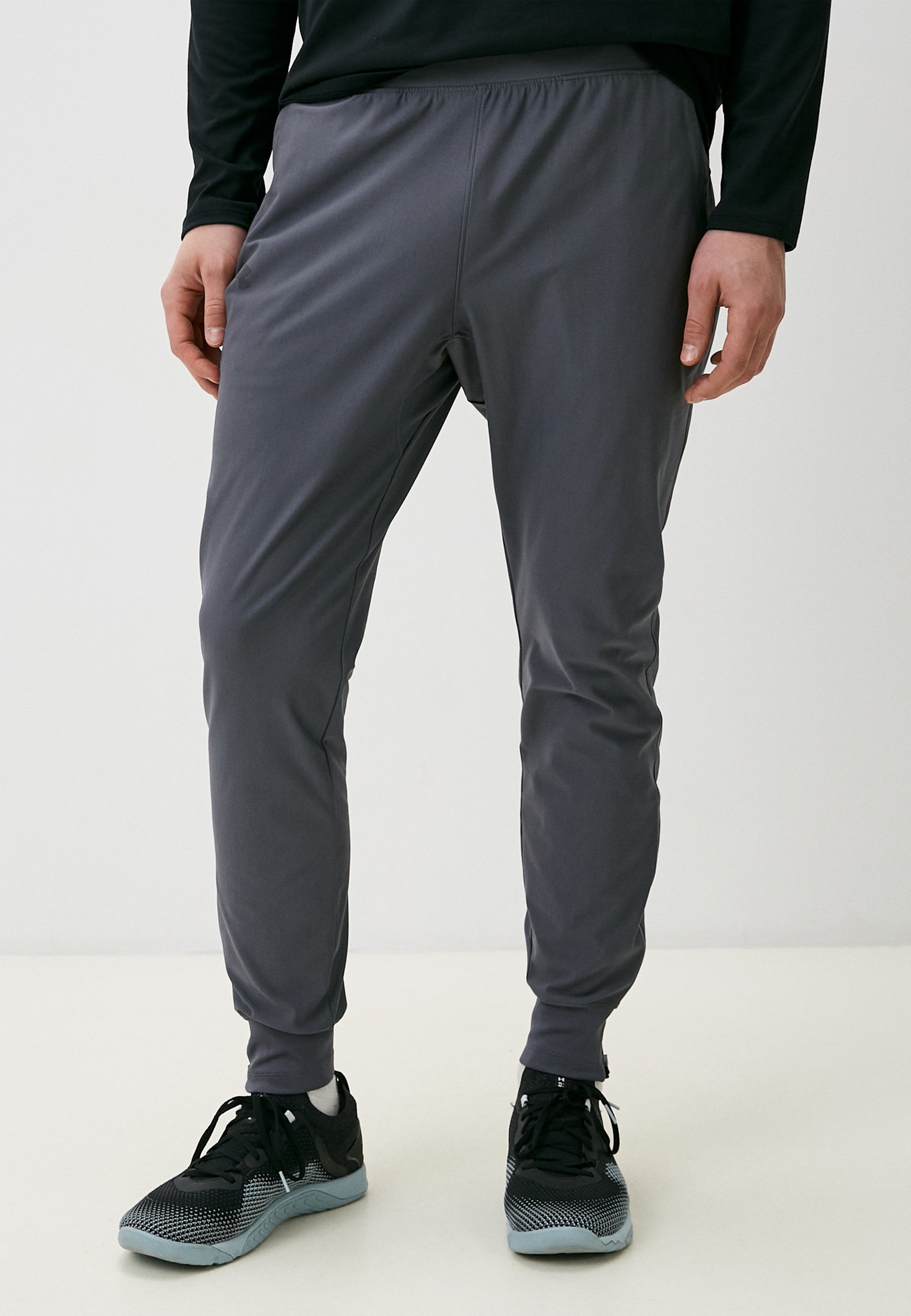 Брюки спортивные Under Armour QUALIFIER RUN ELITE PANT, цвет: серый ...