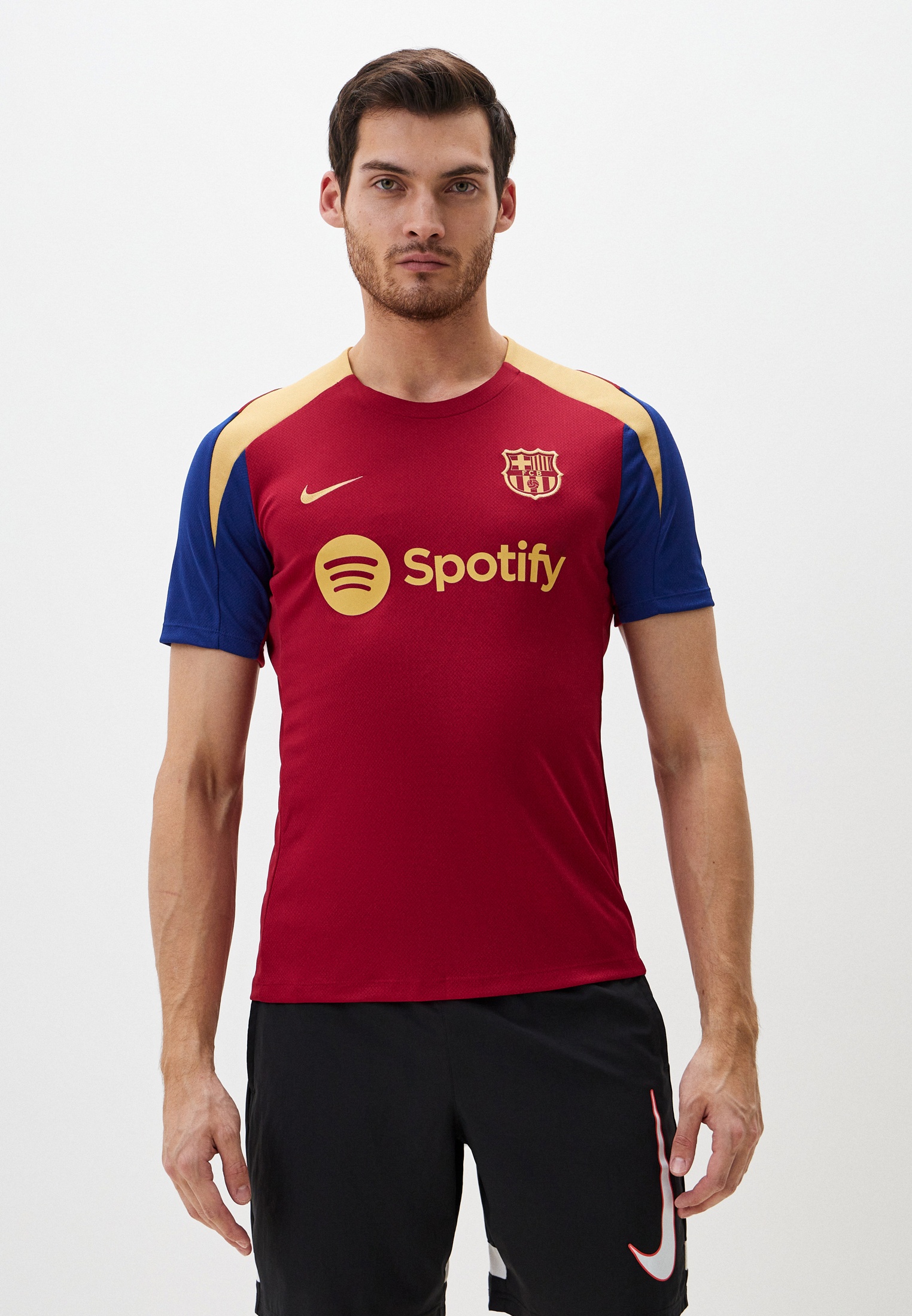 Футболка спортивная Nike FCB M NK DF STRK SS TOP K, цвет: красный ...