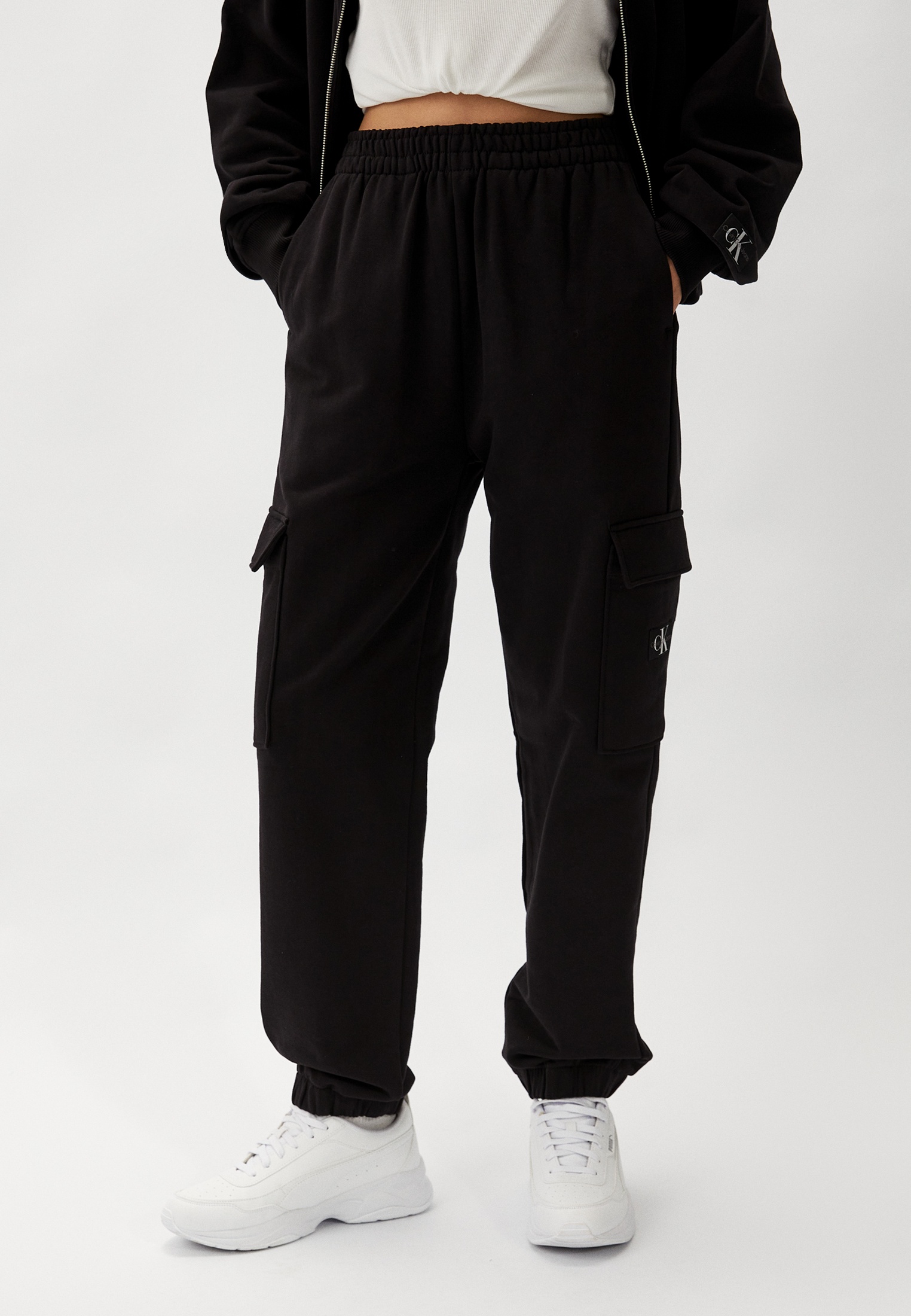 Брюки Calvin Klein Jeans, цвет: черный, RTLADP087701 — купить в ...