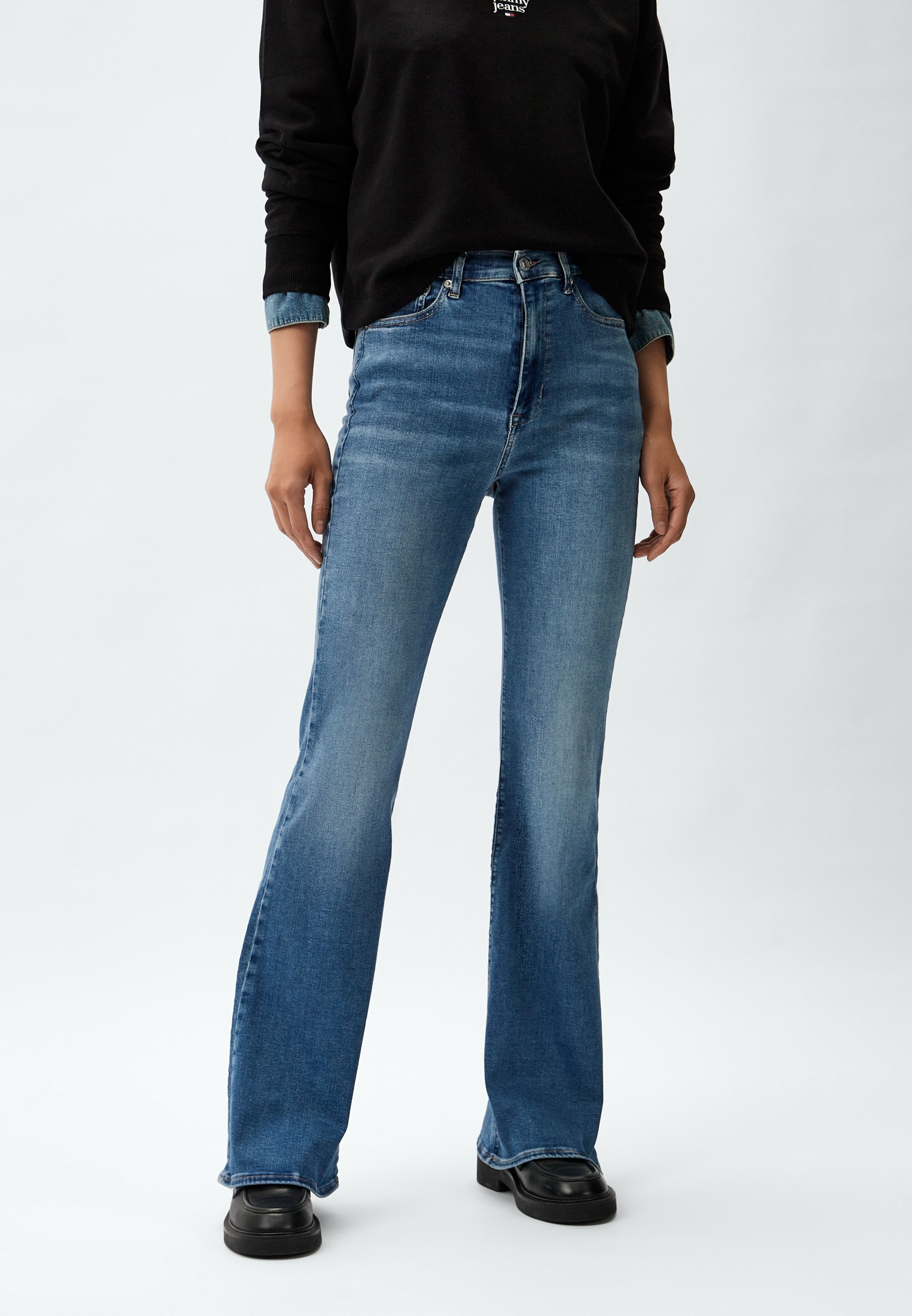 Джинсы Tommy Jeans SYLVIA HGH FLARE, цвет: синий, RTLADT718001 — купить ...