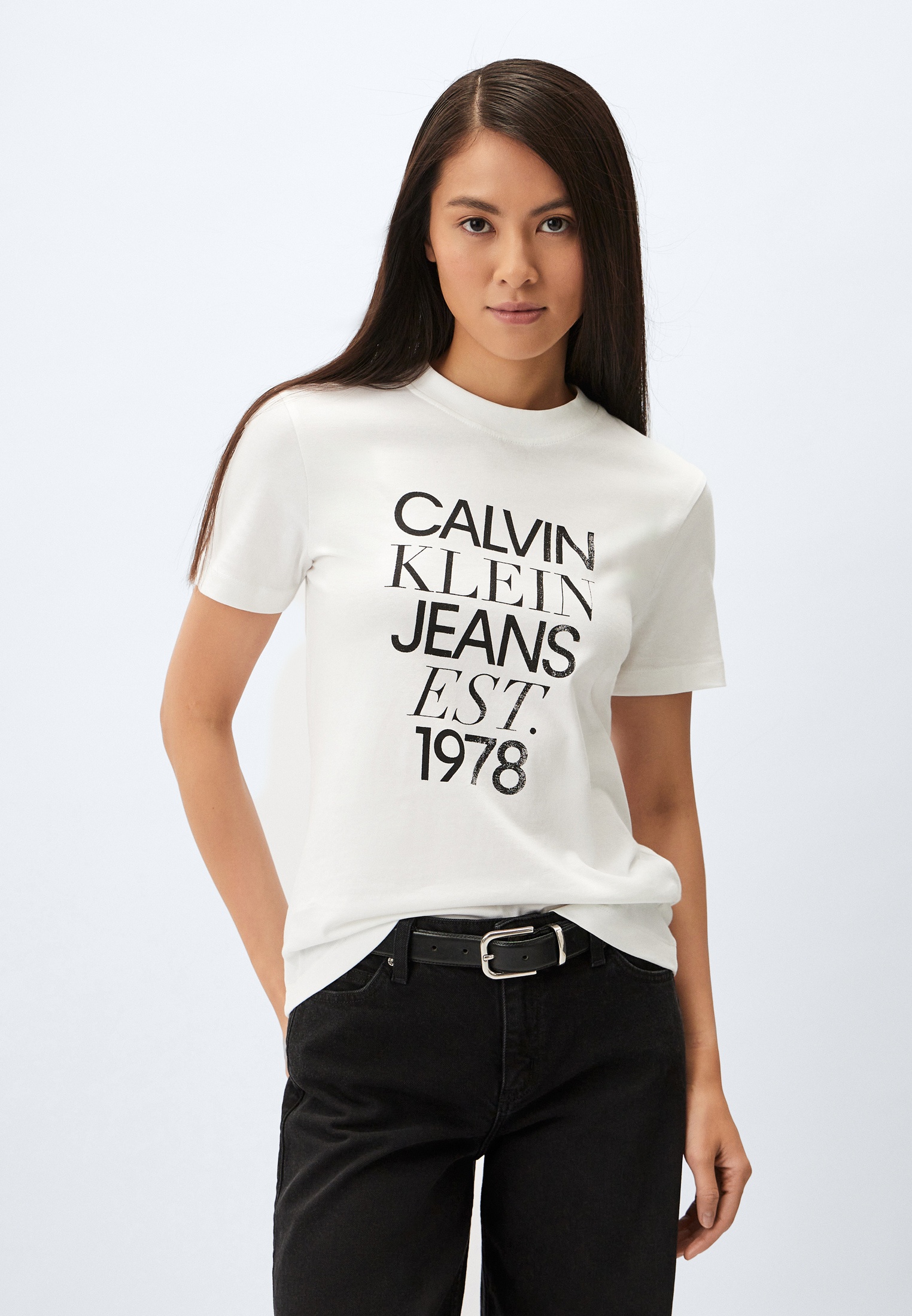 Футболка Calvin Klein Jeans, цвет: белый, RTLADV943601 — купить в ...