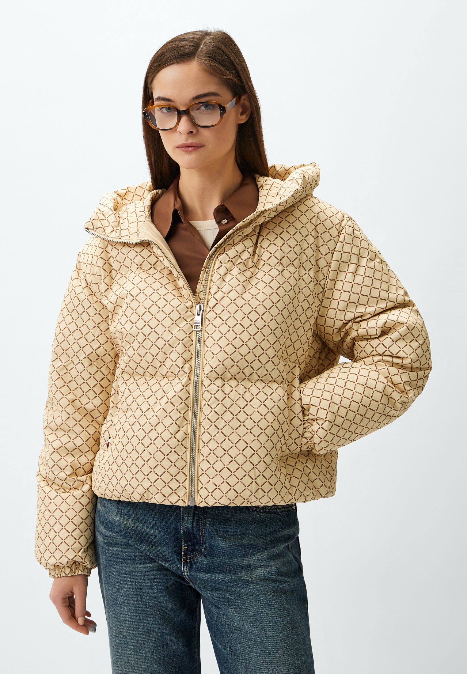 Пуховик Tommy Hilfiger, цвет: бежевый, RTLADX944101 — купить в интернет ...