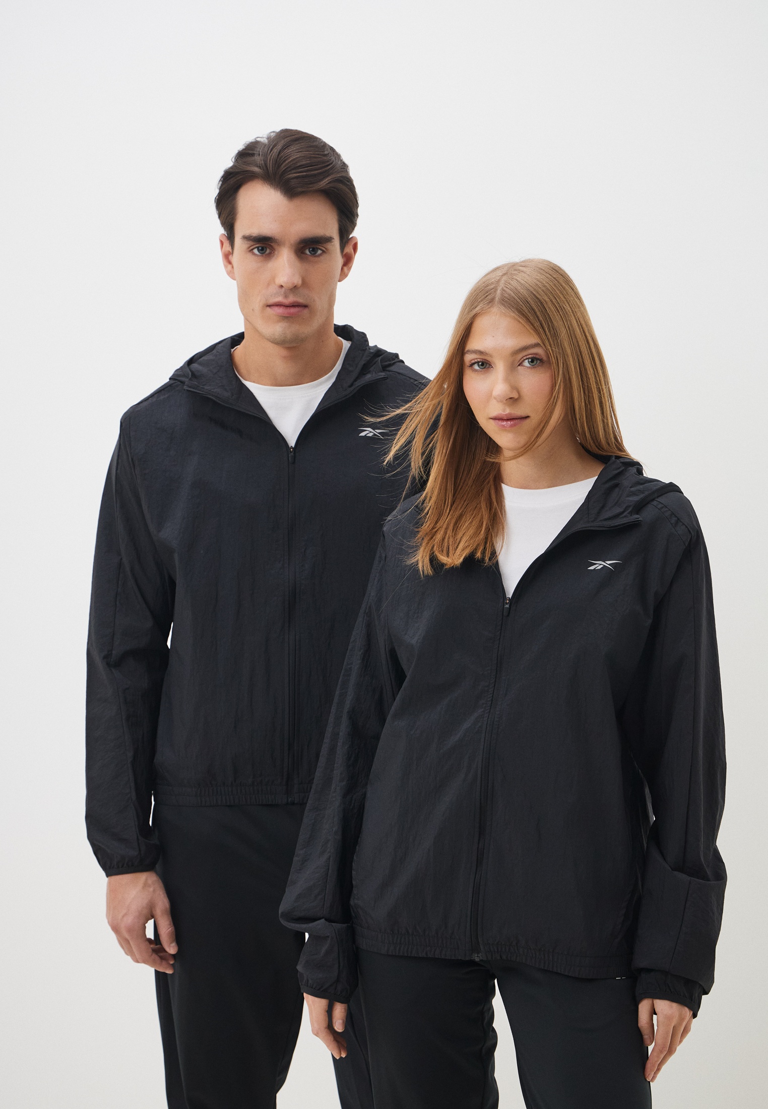 Ветровка Reebok RUNNING WOVEN WIND JKT, цвет: черный, RTLADZ606901 ...