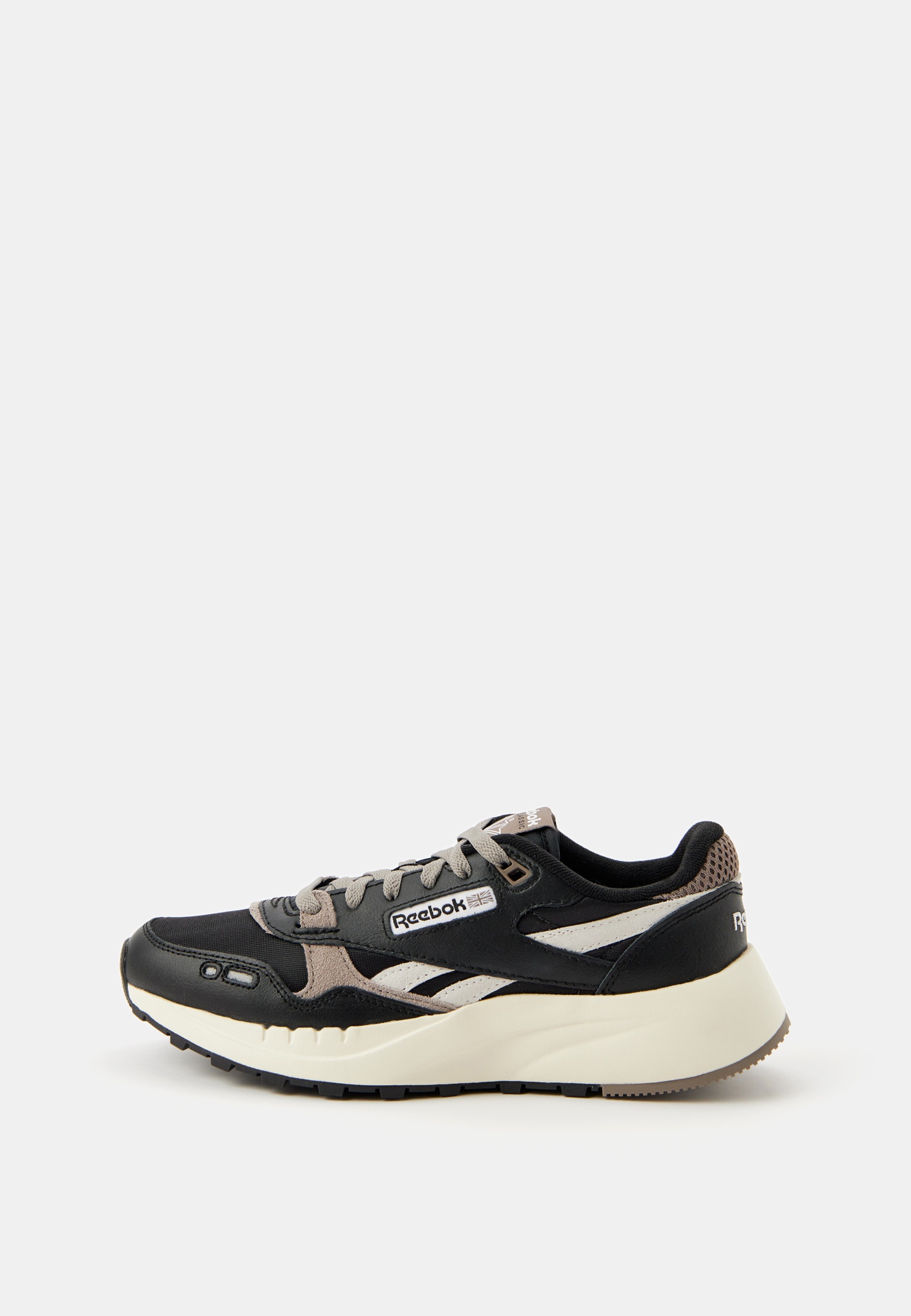 ReebokКроссовкиCLASSICLEATHER2400