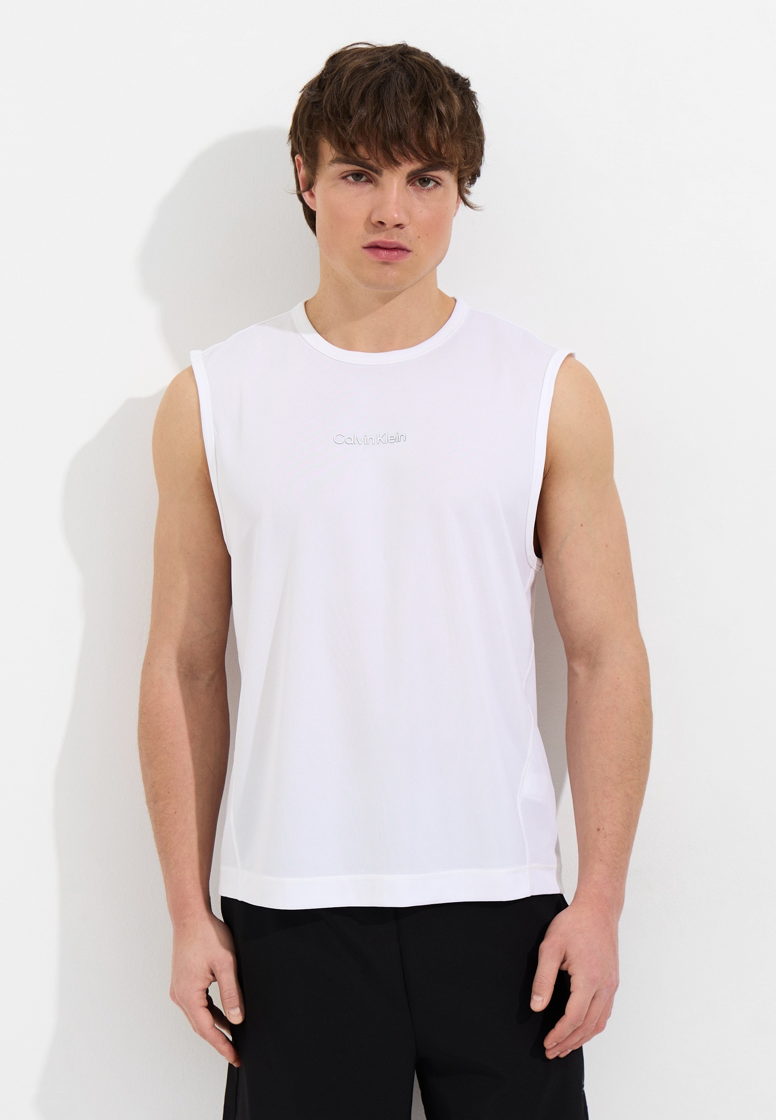 Майка спортивная Calvin Klein Performance, цвет: белый, RTLAED268601 ...
