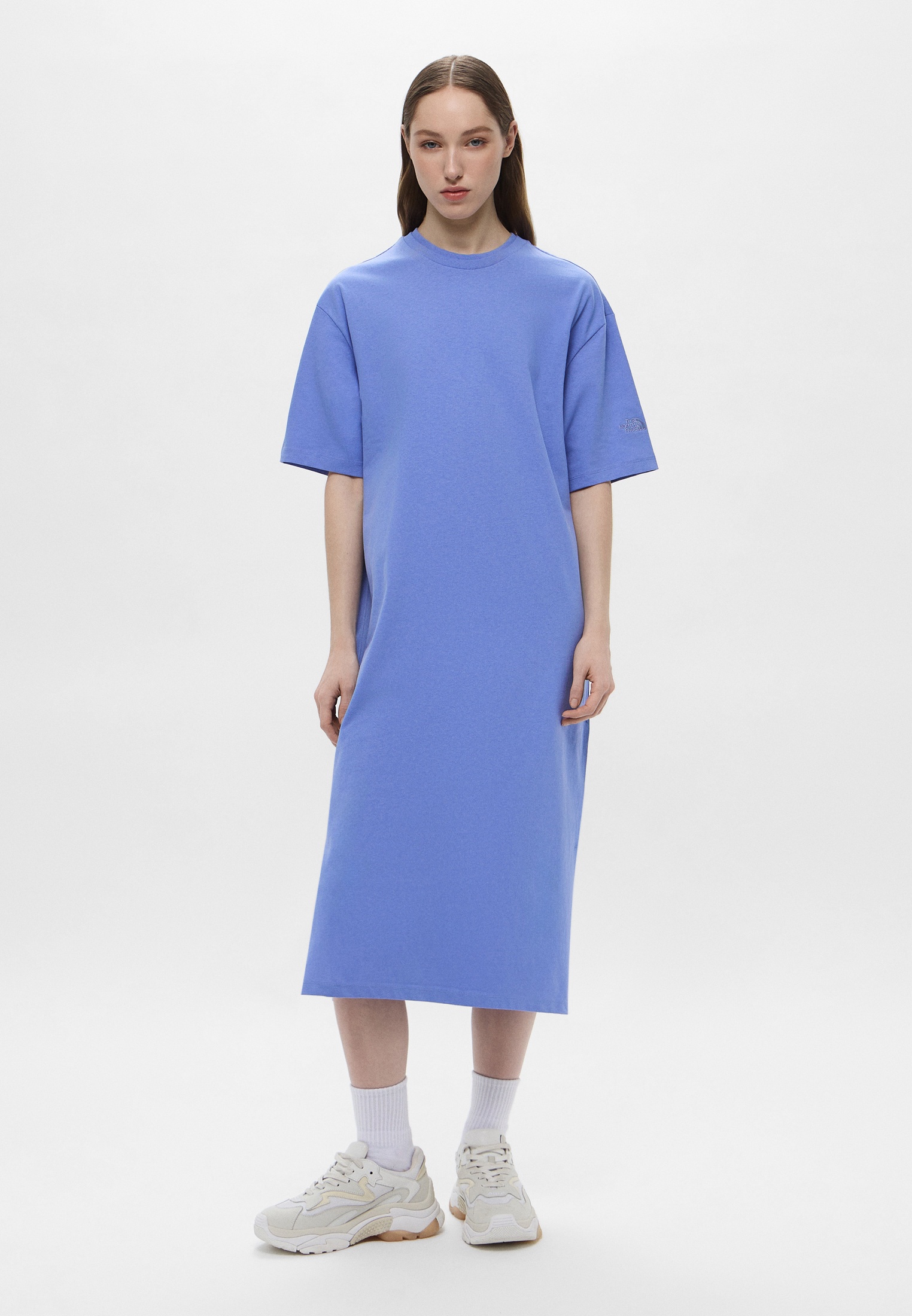 Платье The North Face W SS OVERSIZED MAXI DRE, цвет: голубой ...