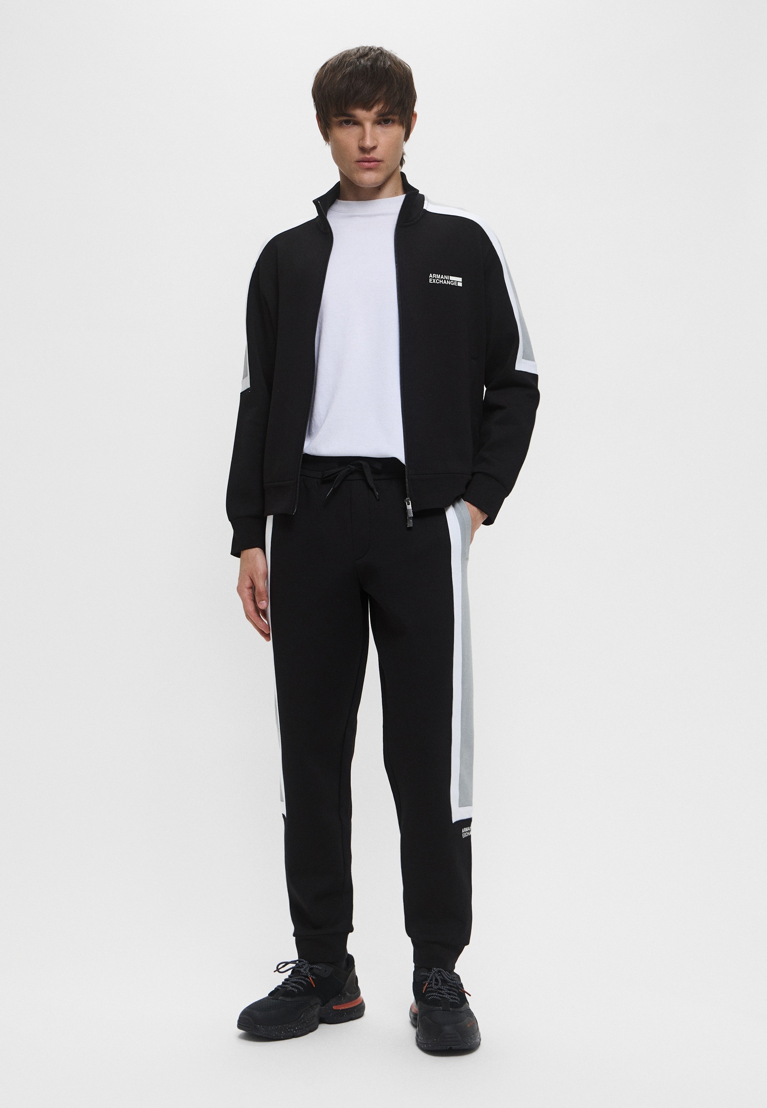 Олимпийка Armani Exchange, цвет: черный, RTLAEI122001 — купить в