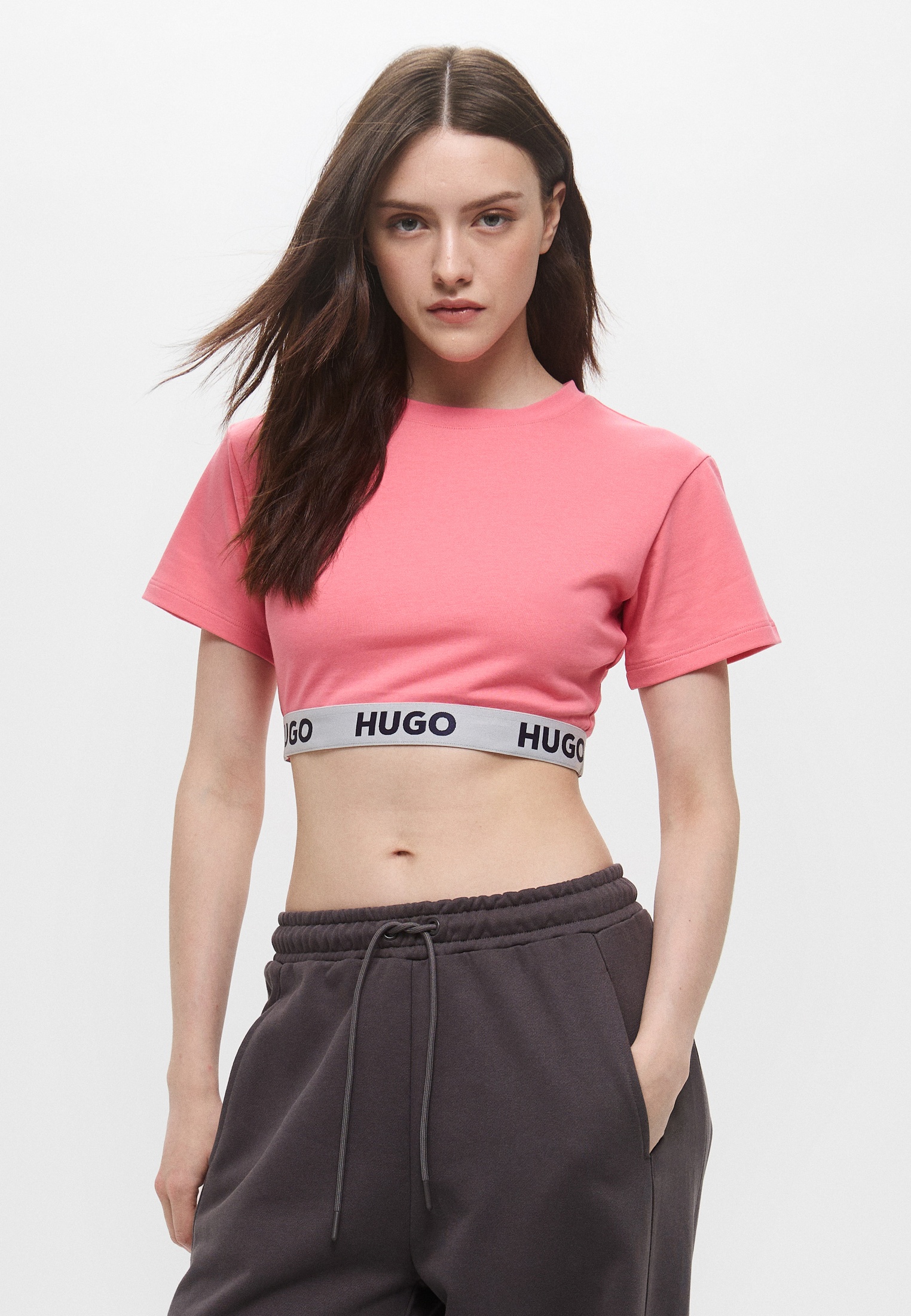 Футболка Hugo, цвет: розовый, RTLAEJ753701 — купить в интернет-магазине ...