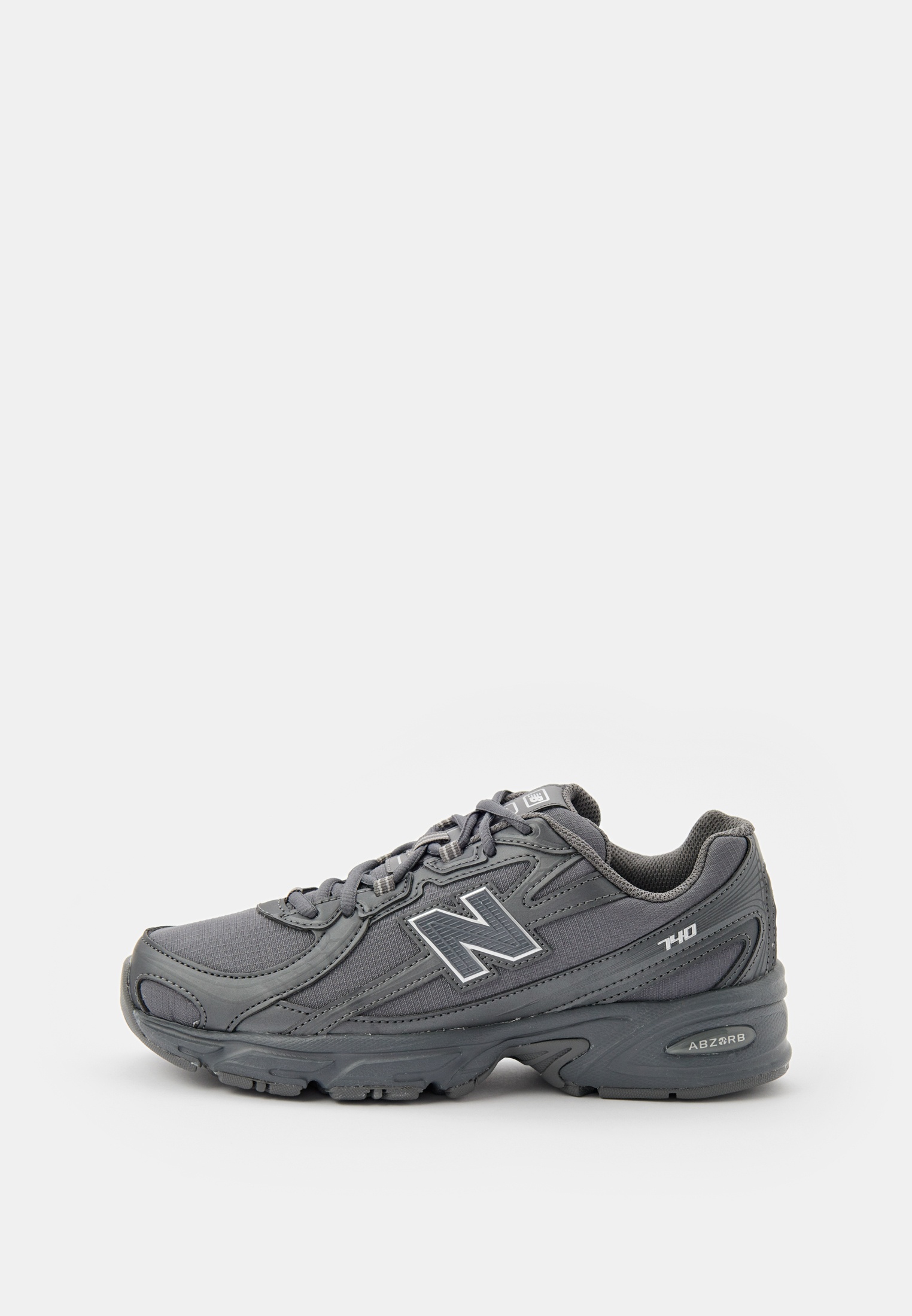 NewBalanceКроссовки740