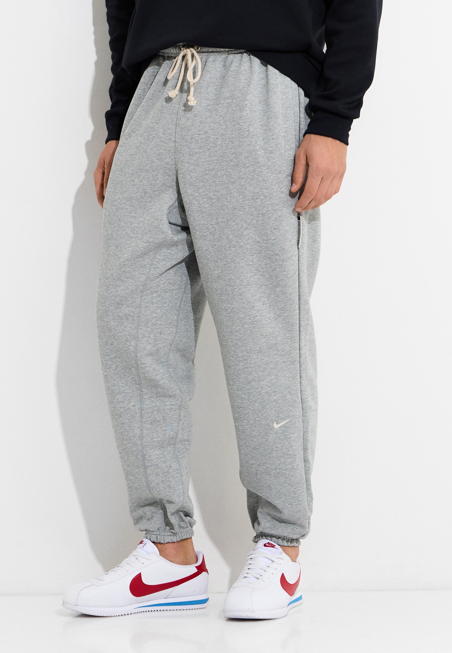 Нудистердің фотолары мен бейнелері