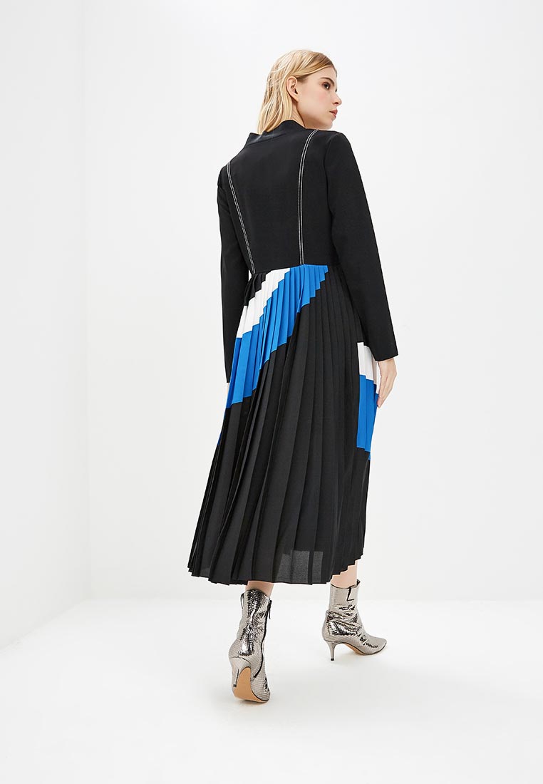 Одежда sportmax. Коллекция sportmax осень 2022. Коллекции sportmax. Max mara подиум. Sportmax code платье белое.