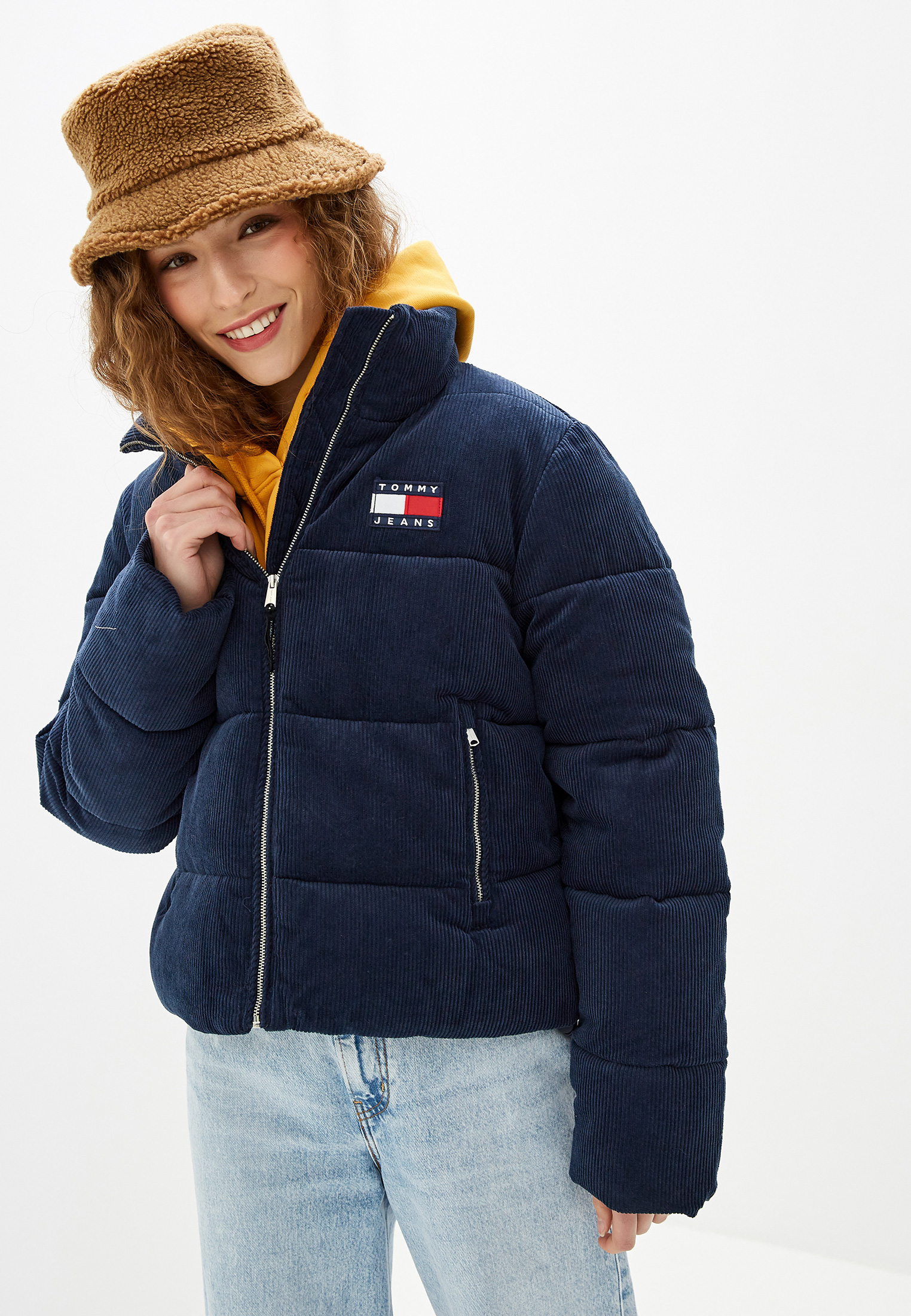 Пуховик томми джинс. Женский пуховик Tommy Jeans Cotton check Puffa Jacket. Вельветовый пуховик Tommy Jeans. Куртка Tommy Jeans 2020. Куртка женская Tommy Jeans зимняя 17849232.