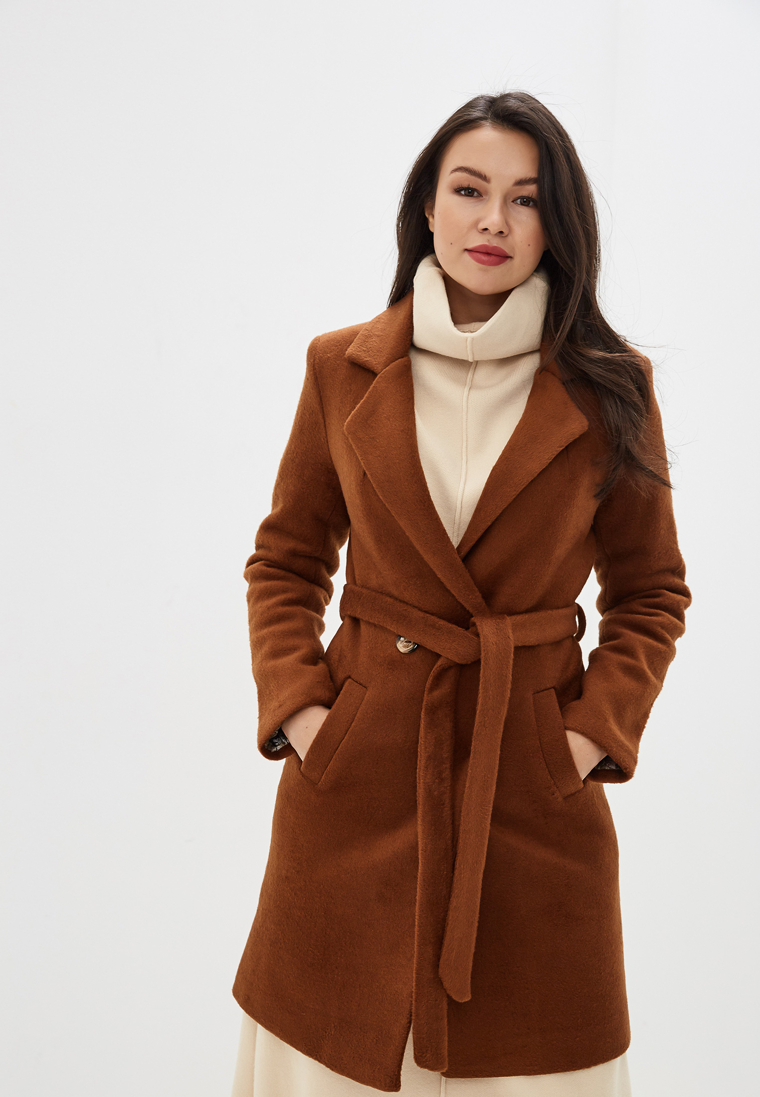 Купить коричневое пальто. Коричневое пальто женское. Коричневое пальто. Пальто женское коричневого цвета. Пальто женское зимнее коричневое.